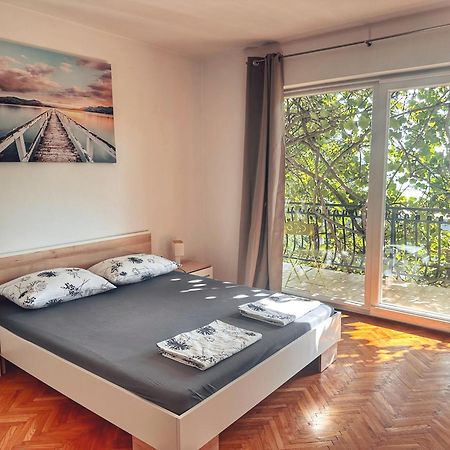 Apartments Matejcic Цриквеница Экстерьер фото