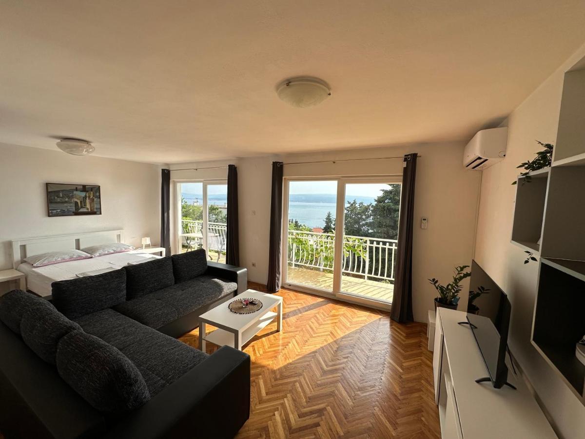 Apartments Matejcic Цриквеница Экстерьер фото