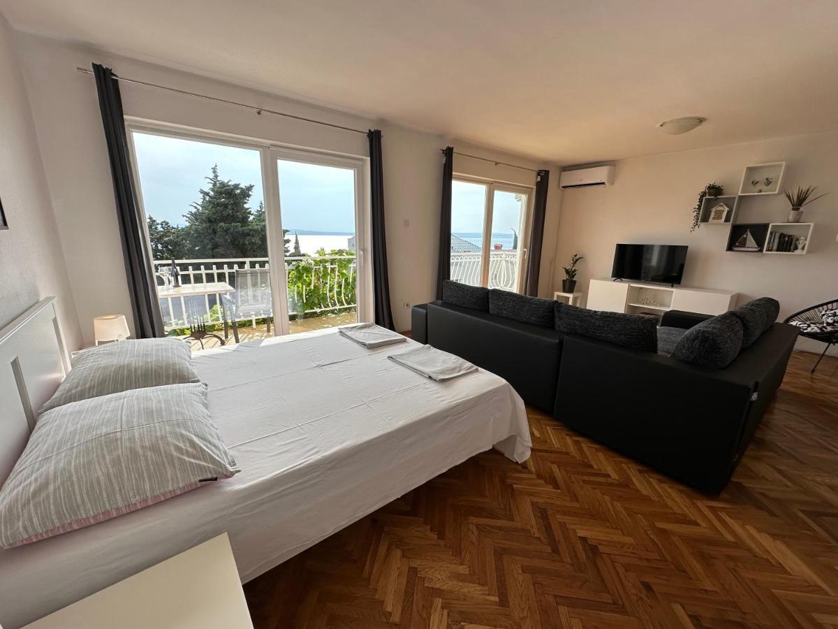 Apartments Matejcic Цриквеница Экстерьер фото
